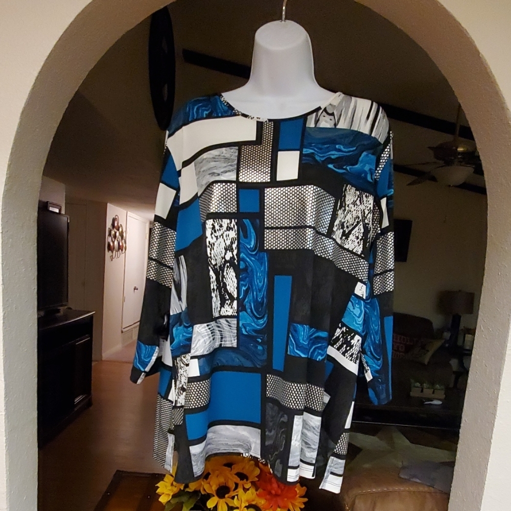 Allison Daley shirt, great condition,